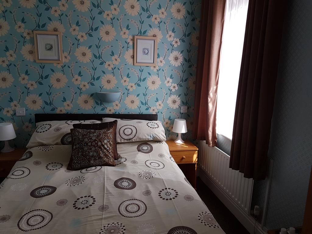 Bed & Breakfast Kings Court Families & Couples